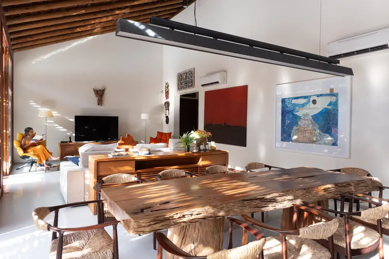 Sala de jantar e estar, vistas de outro ângulo