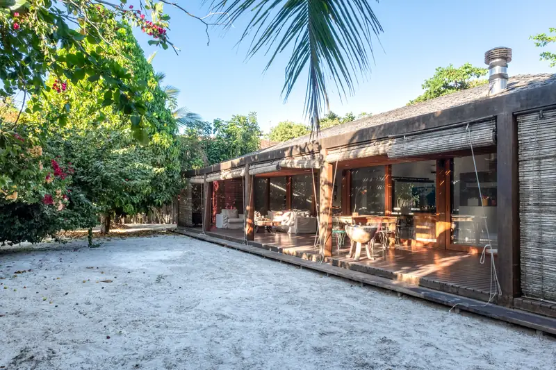 Casa de 4 suítes à venda na vila de Caraíva